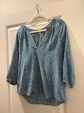 Joie Silk Blue Microdot V-Neck Peasant Blouse